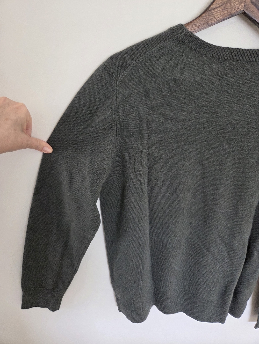 Quince 100% Cashmere Crew Neck Sweater Sz L In Moss NWOT - Picture 11 of 11